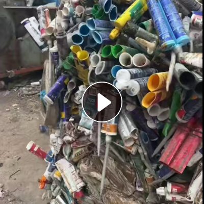 出售双胶桶废料，双胞胎胶管废料，美缝胶管废料