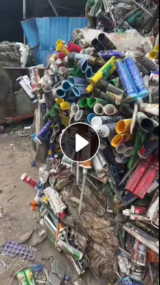 出售双胶桶废料，双胞胎胶管废料，美缝胶管废料