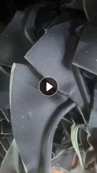 常年出售EVA带布料的边角料,箱包厂下来的,EVA压模厂