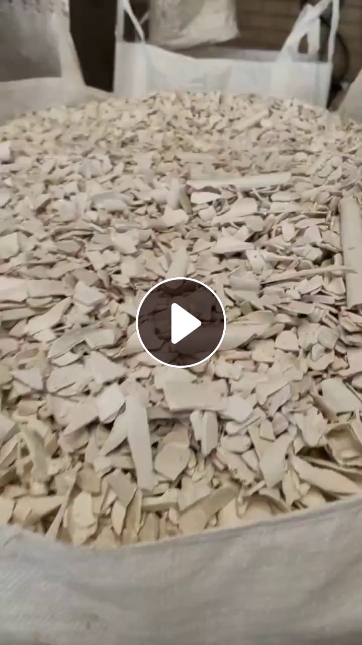 出售硬质PVC管破碎料，纯小管破碎料，月供八九十吨