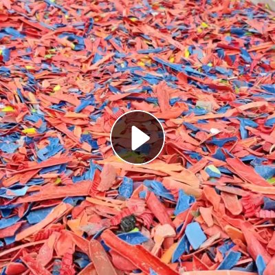 出售硬质PVC红蓝管破碎料