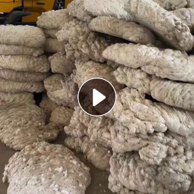 出售eps热熔块，泡料压块，社会料跟厂料混打的，月供30吨