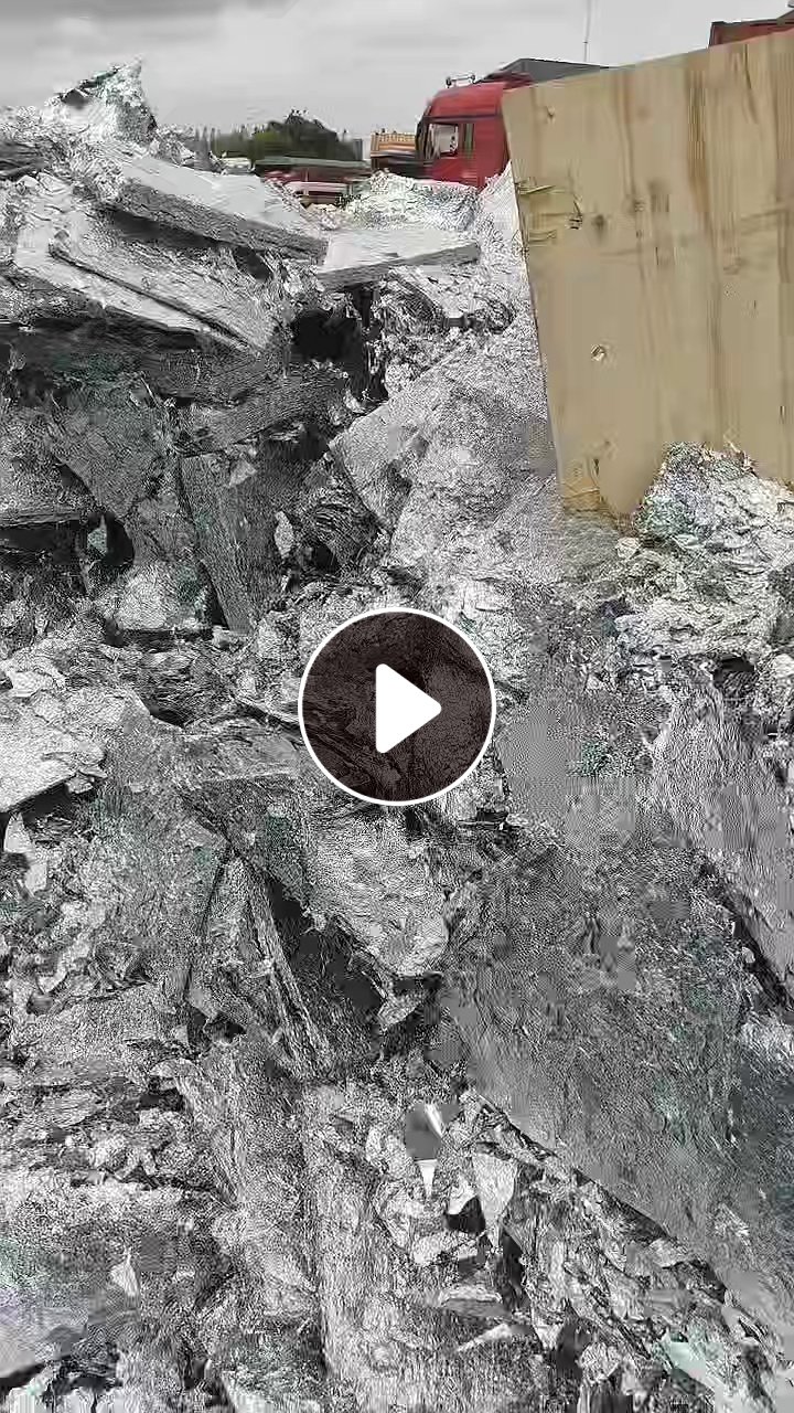 长期出售民用铝餐盒冲压的边角料，主要是3003和8011