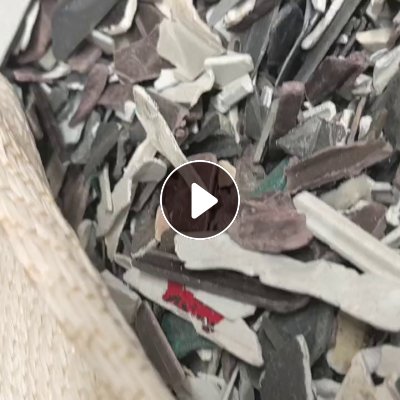 大量供货pvc白钢彩钢破碎料