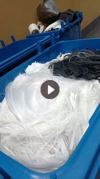 长期出售涤纶开刀丝，都是筒丝切割下来的，有白色黑色，每个月有十几吨，货在安徽宣城