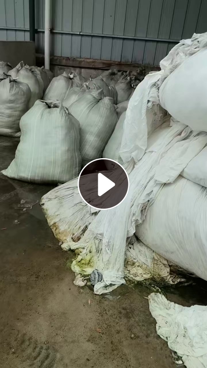 长期出售纺织厂废布，涤纶的，喷水织机的废布头，现货有6.8米一车，在安徽宣城