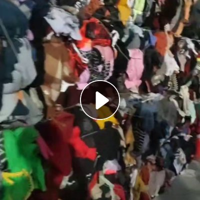 长期出售黑料，燃烧料，毛衣分拣厂的，现货20吨左右，在河南商丘