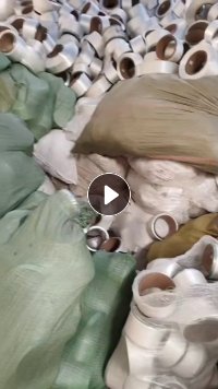 出售白色涤纶废丝，低温涤纶丝，切好的，现货有二十几吨，货在河南洛阳