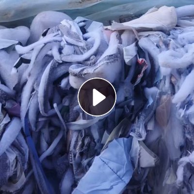 长期出售挡风被下来的边角料，现货13米2一车，货在山东临沂