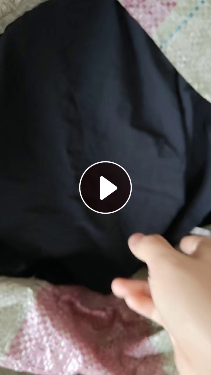 长期出售服装厂下来的涤纶废布，涤纶衬布边角料，化水料，只能造粒用，现货十吨左右