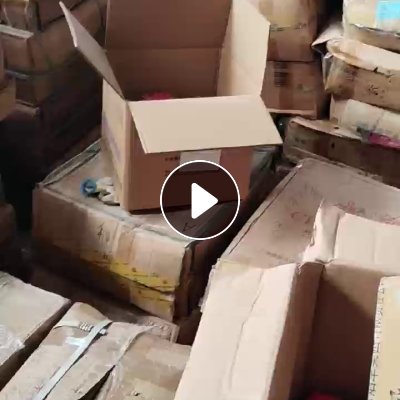 出售全新的软质PVC边角料，现货11吨，整箱的