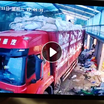 长期出售旧衣服大白，二白，黑料，旧衣服分拣货，这三种月供9.6米各一车，厂在山东聊城