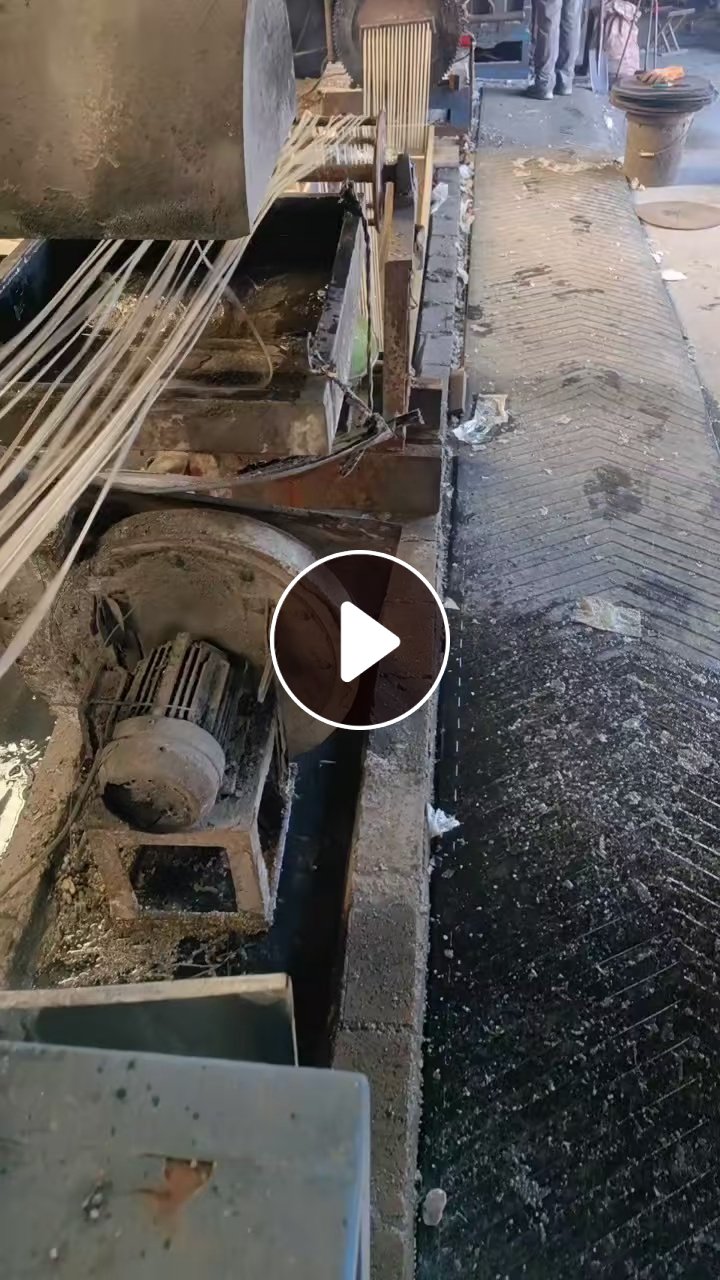 常年出售高压混合料颗粒，黏膜占百分之80，可按照客户需求定制生产，量大从优