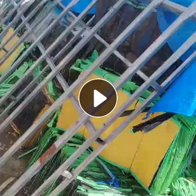 出售PET杂色轻胶膜废料，压包好的