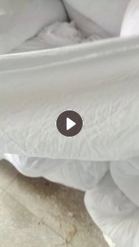 长期出售白色涤纶废布，涤纶造粒布，月供20-30吨，货在安徽蚌埠