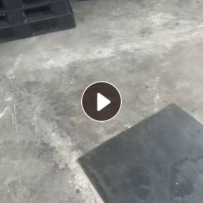 出售黑色PP托盘毛料，全漂，现货2挂车