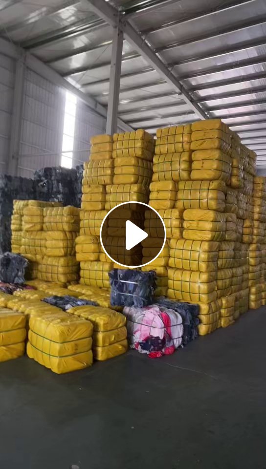 出售，牛三分裤B50吨，牛三分裤A20吨，女牛七分30吨，女年七分30吨