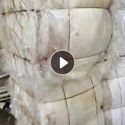 出售透明PET膜，一面带点轻胶的，PET轻胶膜，厚度10丝以上，现货20吨，