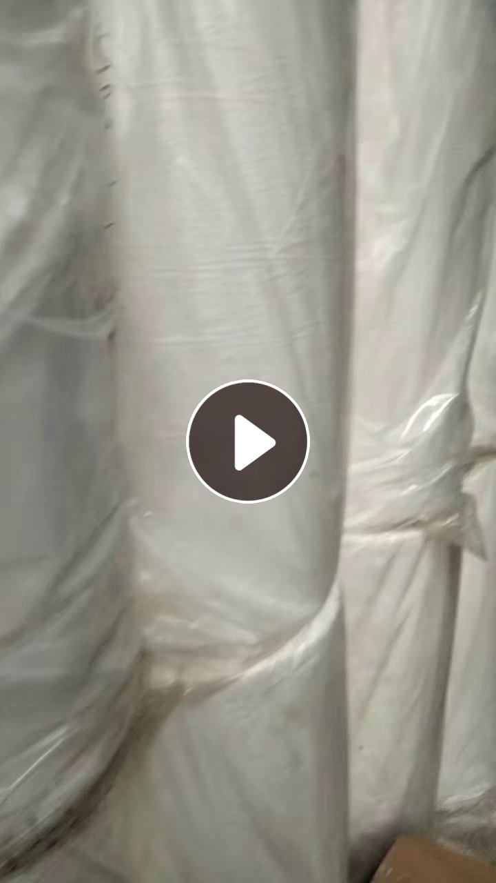 出售无纺布边角料，有sms,珍珠纹，平纹，可冲散的，现货有8吨，货在湖北仙桃