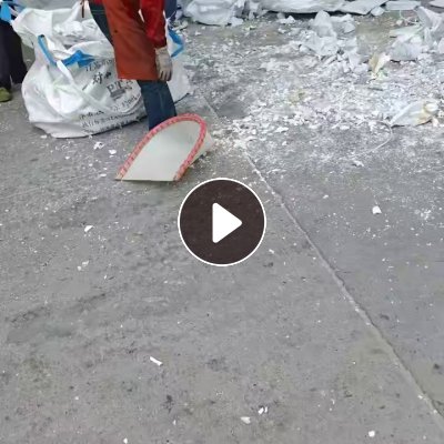 长期出售涤纶块料，大化块头，有光块，现货100多吨