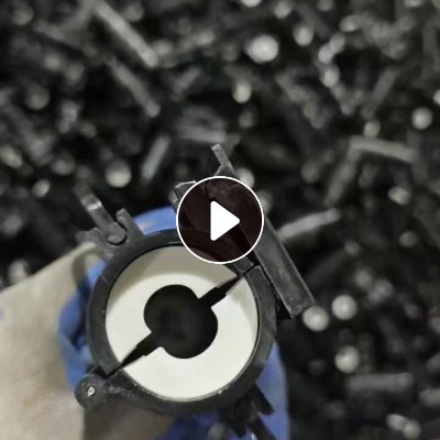 出售电力厂下来的阻燃pp废料，带耳线的，月供50吨，全干净的月供30吨