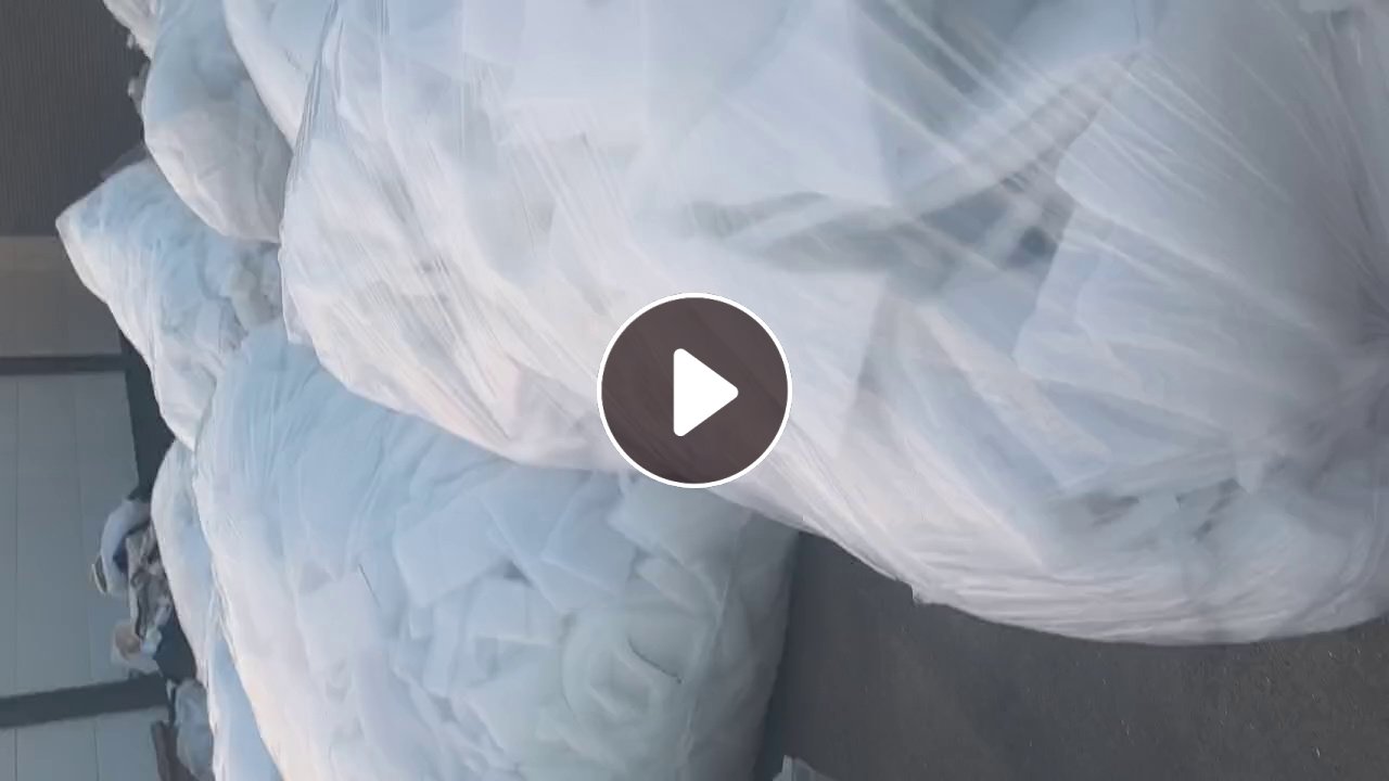 长期出售家具厂下来的丝棉下脚料，海绵，真皮边角料，人造皮边角料，在广东深圳