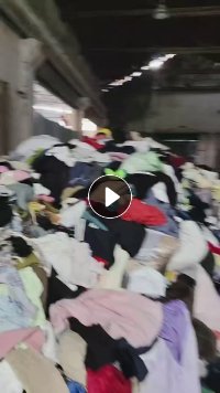 长期出售旧衣服分拣货，旧衣服，月供20吨左右，货在江西上饶