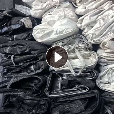 出售白色吨包，黑色的炭黑包，纸塑袋，编织袋等废料，用统货出，半个月有4米2一车