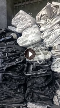 出售白色吨包，黑色的炭黑包，纸塑袋，编织袋等废料，用统货出，半个月有4米2一车