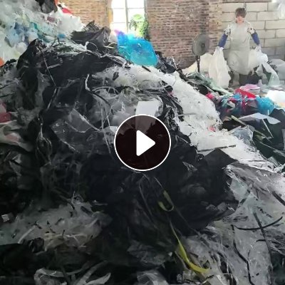 长期出售电子厂下来的工业垃圾，燃烧料，黑料，散装的，现货百来吨