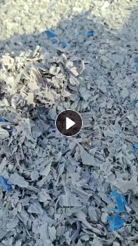 常年出售灰色PP空心板破碎料，半漂沉