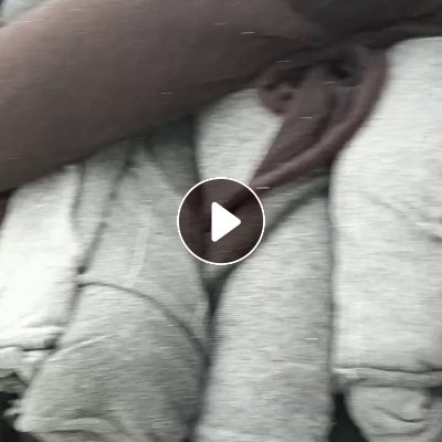 出售腈纶次品布，围巾厂下来的，腈纶卷布，有大卷的，也有小卷的，布块