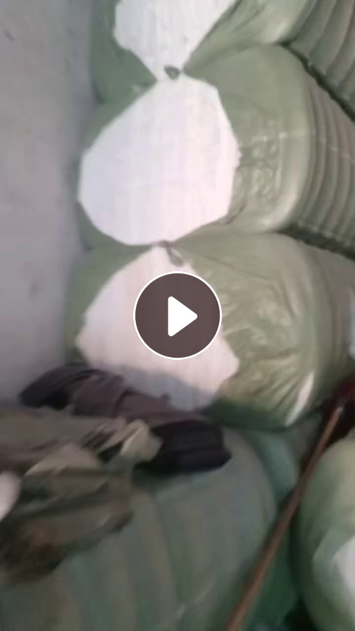 长期出售开松好的丝棉，丝棉开松棉，新料开的，月供十几吨，货在湖北潜江