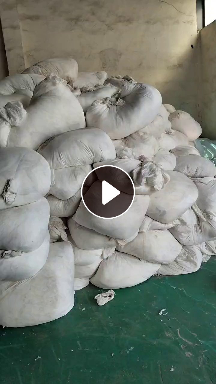 长期出售纺织厂下来的白色涤纶废布，涤纶造粒布，月供20-30吨，货在山东临沂