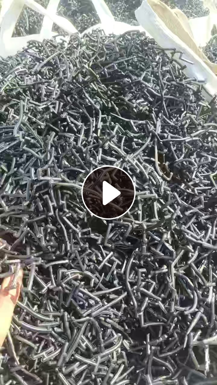 求购PVC电缆皮毛料， PVC水口料，月需300吨