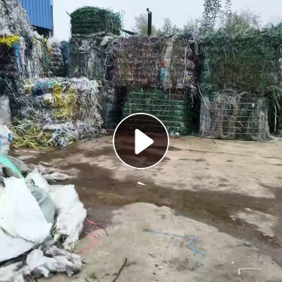 出售杂色PP打包带毛料，现货二十来吨，透明的有五六吨