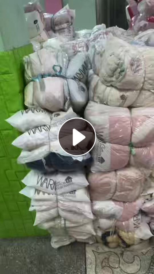 出售库存睡衣，库存服装，库存毛绒睡衣，杂款，基本都是套装，有一点是睡裙，现货有1000多套