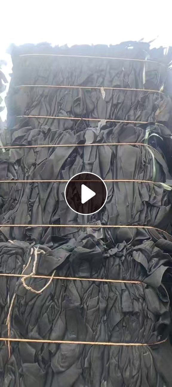 长期出售涤纶汽车内饰料，汽车内饰，可以造粒，现货有200多吨，货在河北保定