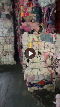 长期出售毛绒睡衣统货，绒睡衣，现货有20几吨，货在湖北武汉