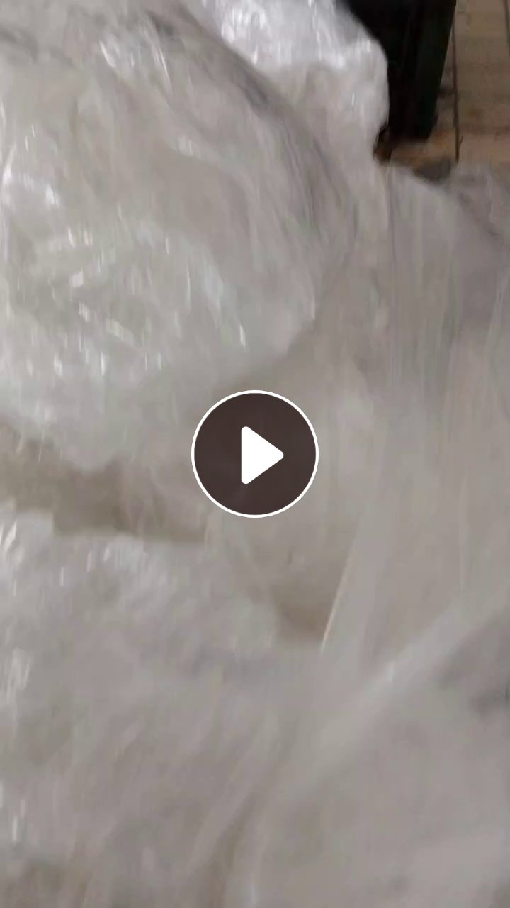 出售PE高压膜废料，蒙牛厂下来的，有部分有一点奶渍，月供160吨