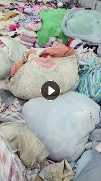 出售旧衣服二白，白料，开花料，现货有9.6米一车，货在河北涿州