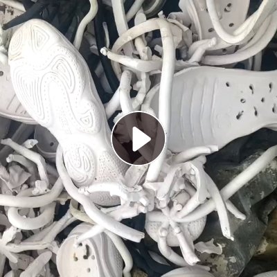 出售eva鞋底料，eva鸡爪料，现货1000吨