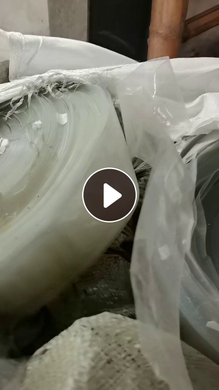 出售轻胶PET膜废料，粘了些无尘棉