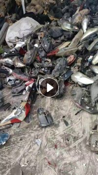 出售汽车大灯毛料，月供2/3吨