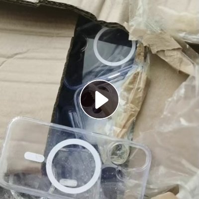 出售PC、TPU手机壳，现货30来吨