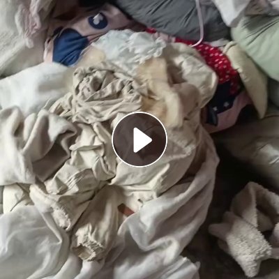 出售旧衣服大白，白料，开花料，现货有10吨左右，货在浙江金华