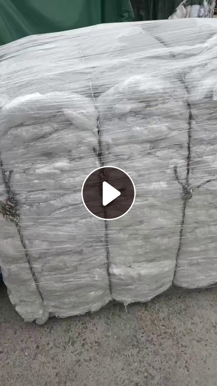 出售干造高压膜废料，带胶的，电子厂和厨卫包装厂下来的，现货有一挂