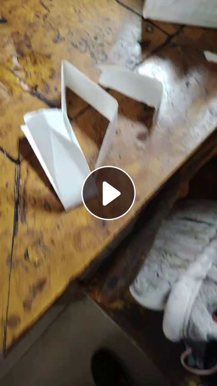 出售带膜花卡纸边料