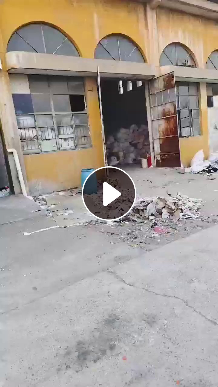 长期出售服装下脚料，纯棉，涤棉，纯涤都有 厂在山东枣庄