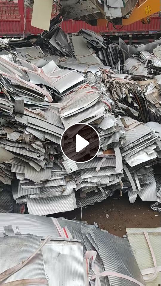 出售一系废铝皮，月供1500吨，13米半挂车装34吨左右